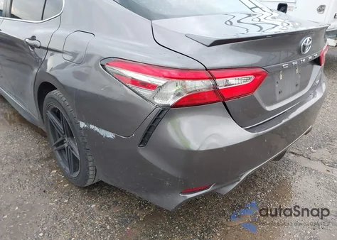 2019 Toyota Camry Se z USA, uszkodzony, nr VIN 4T1B11HK7KU810279